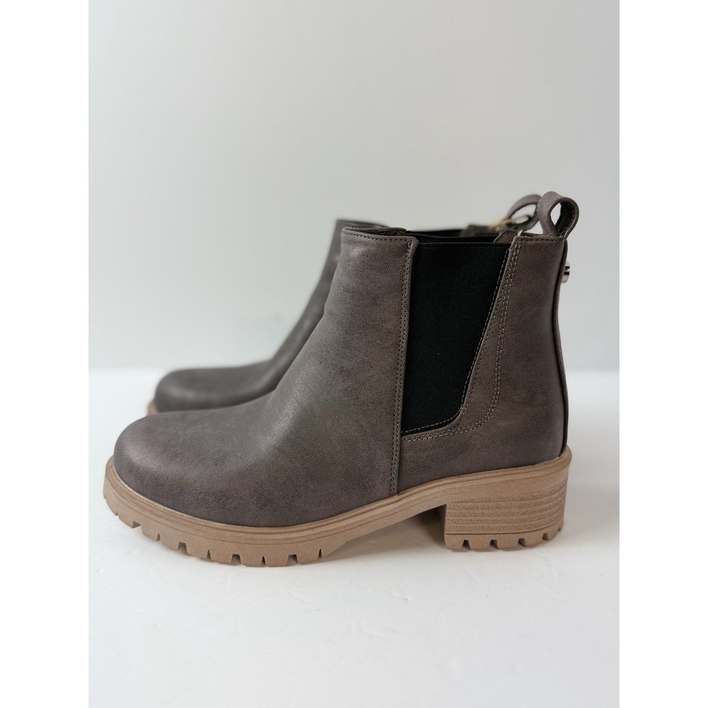 Seven7 Billie Bronze Chunky Lug Soled Chelsea Boots Brand New Women's Size 19 - Picture 2 of 6